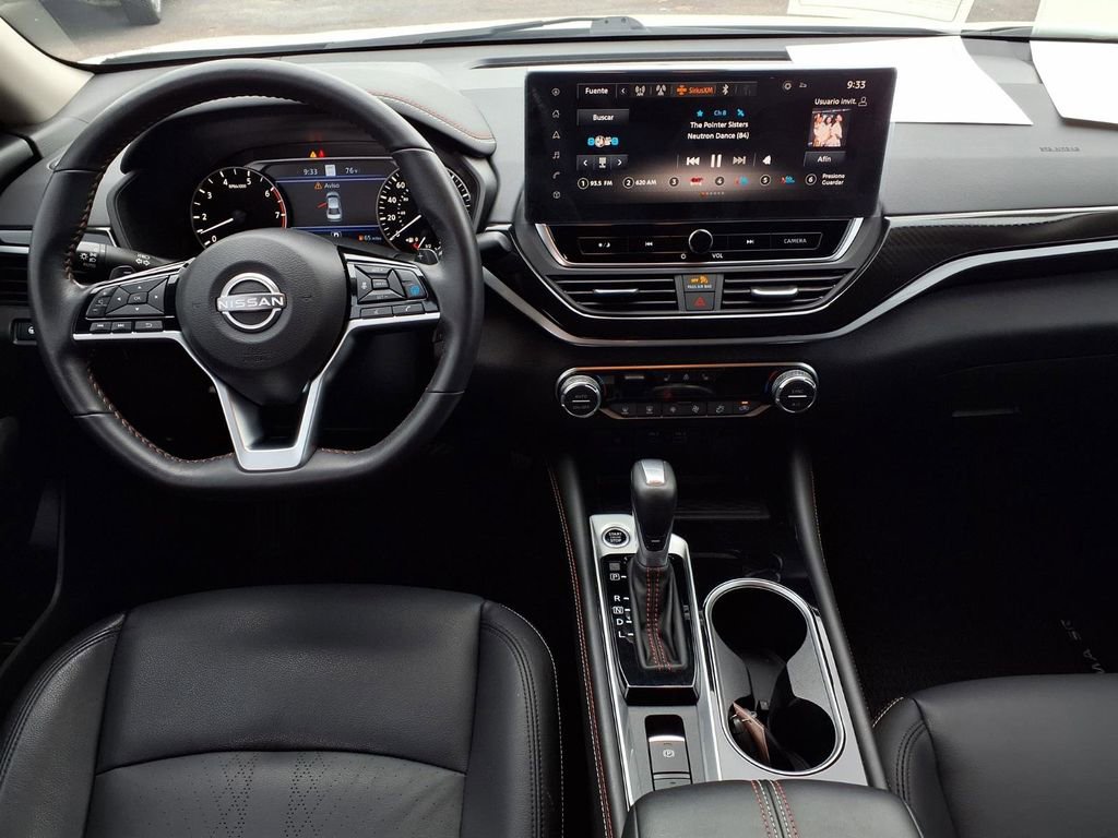 Used 2024 Nissan Altima 2.0 SR FWD image 12
