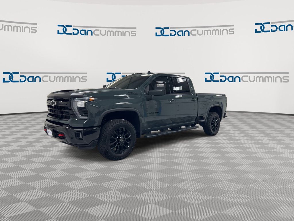 Used 2025 Chevrolet Silverado 3500 LTZ w/ Trail Boss Package AWD/4WD image 4