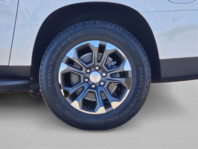 New 2026 Chevrolet Suburban LS image 10