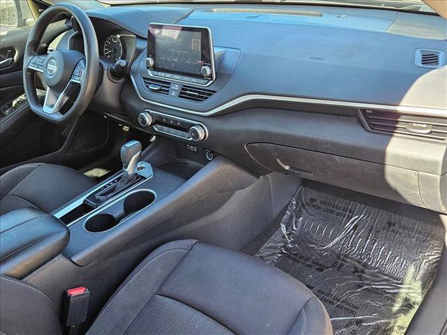 Used 2022 Nissan Altima 2.5 SV image 21