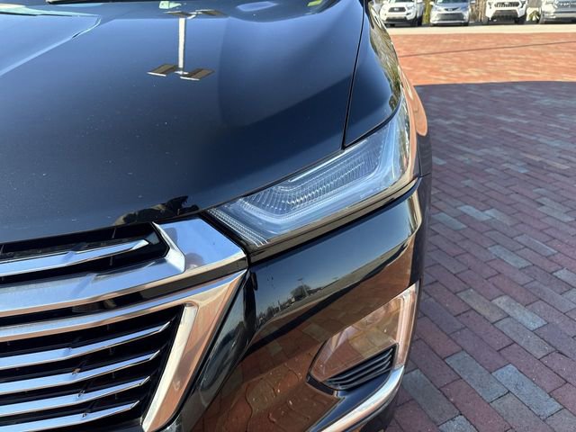 Used 2023 Chevrolet Traverse Premier image 31