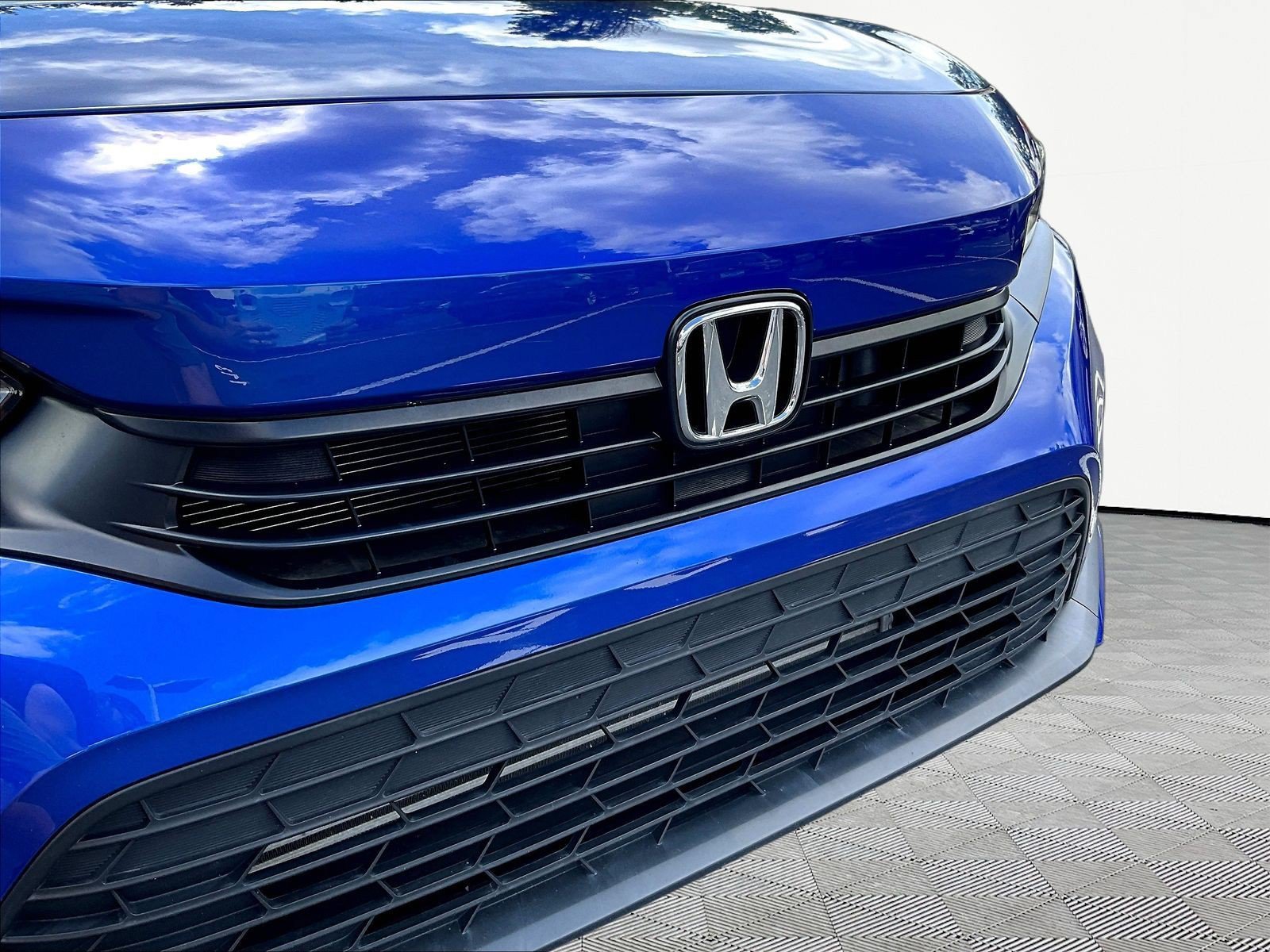 Certified 2024 Honda Civic EX image 32