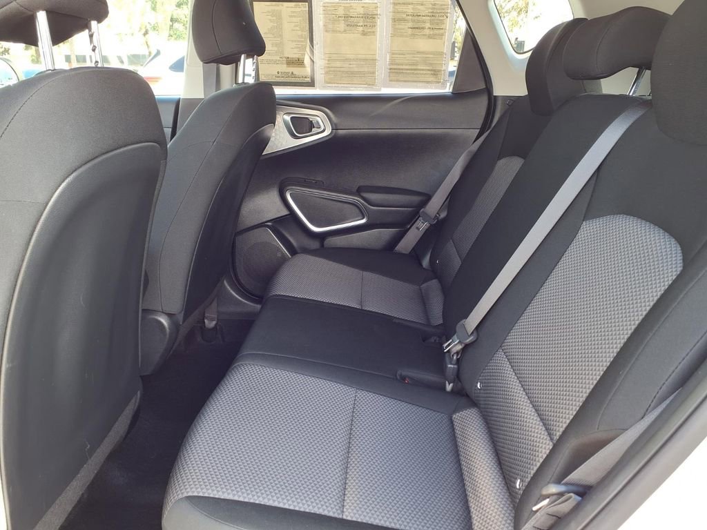 Certified 2024 Kia Soul S image 11