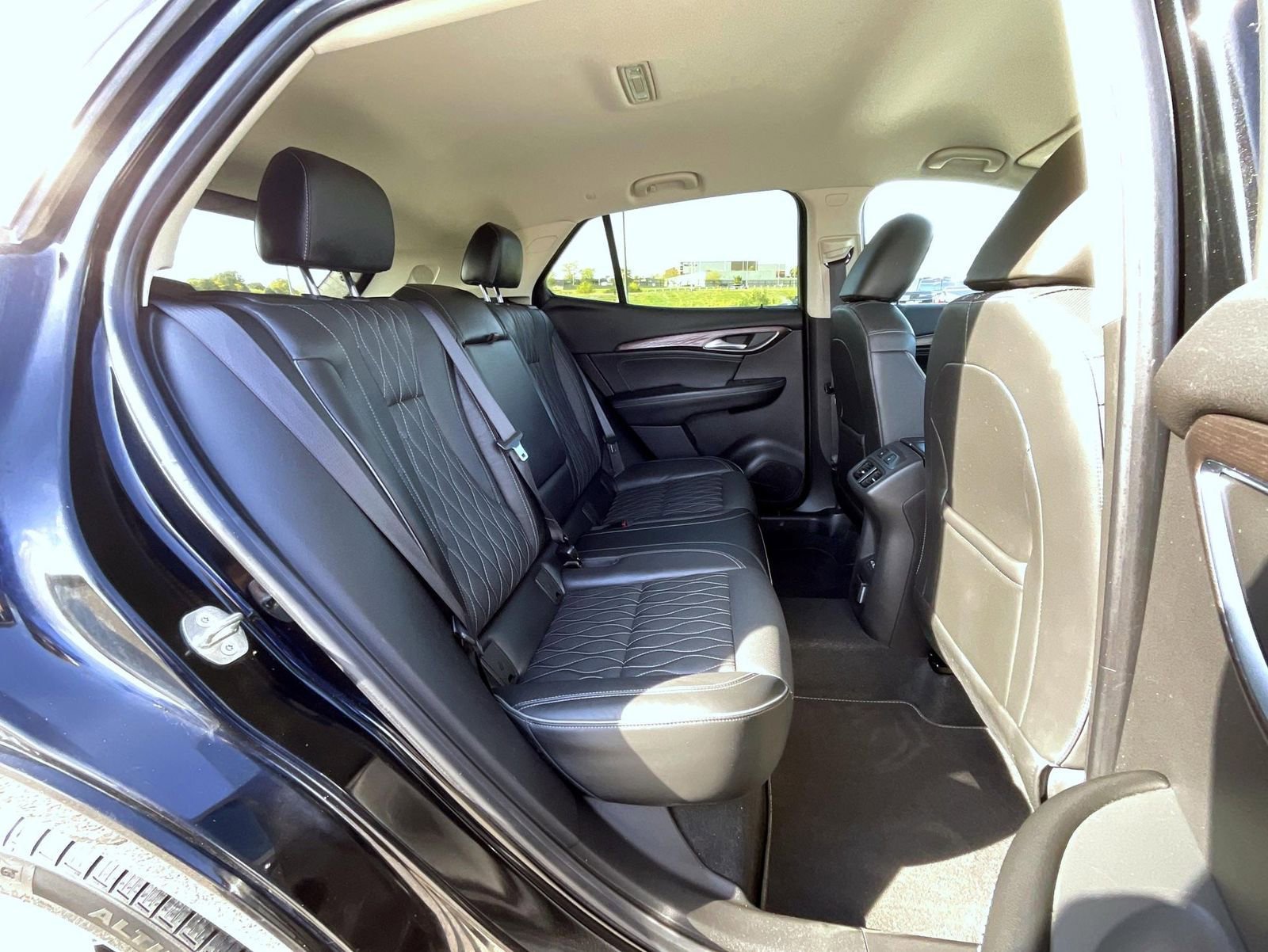 Certified 2021 Buick Envision Avenir AWD/4WD image 18