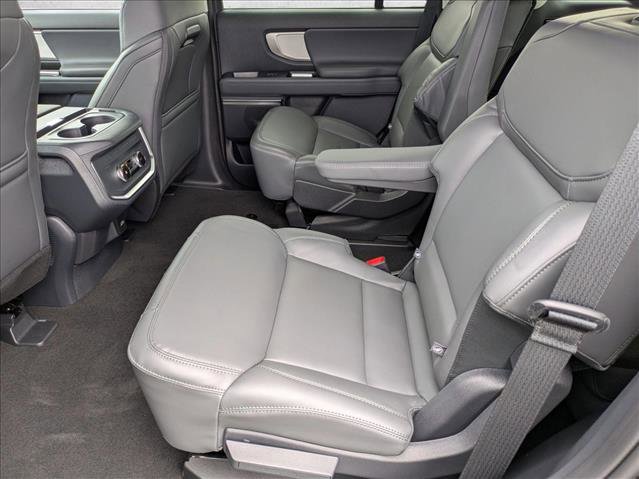 New 2026 Ford Expedition Active image 15