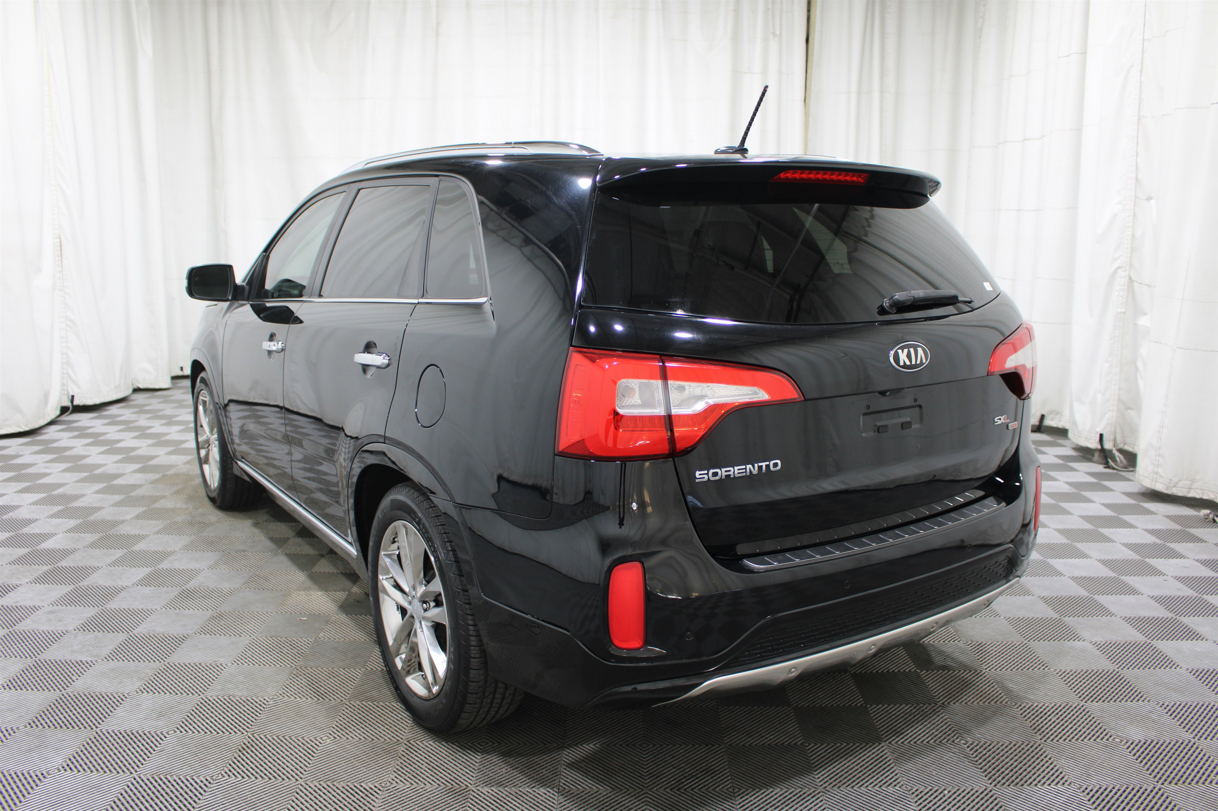 Used 2014 Kia Sorento SX w/ 3rd Row Package image 39