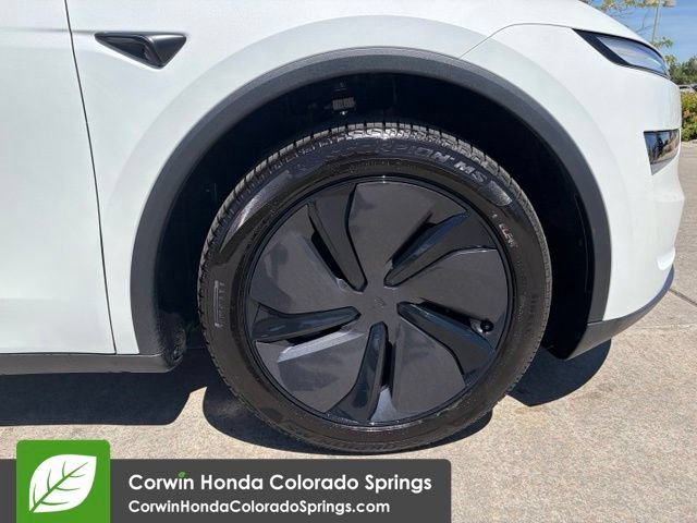 Used 2026 Tesla Model Y AWD image 13