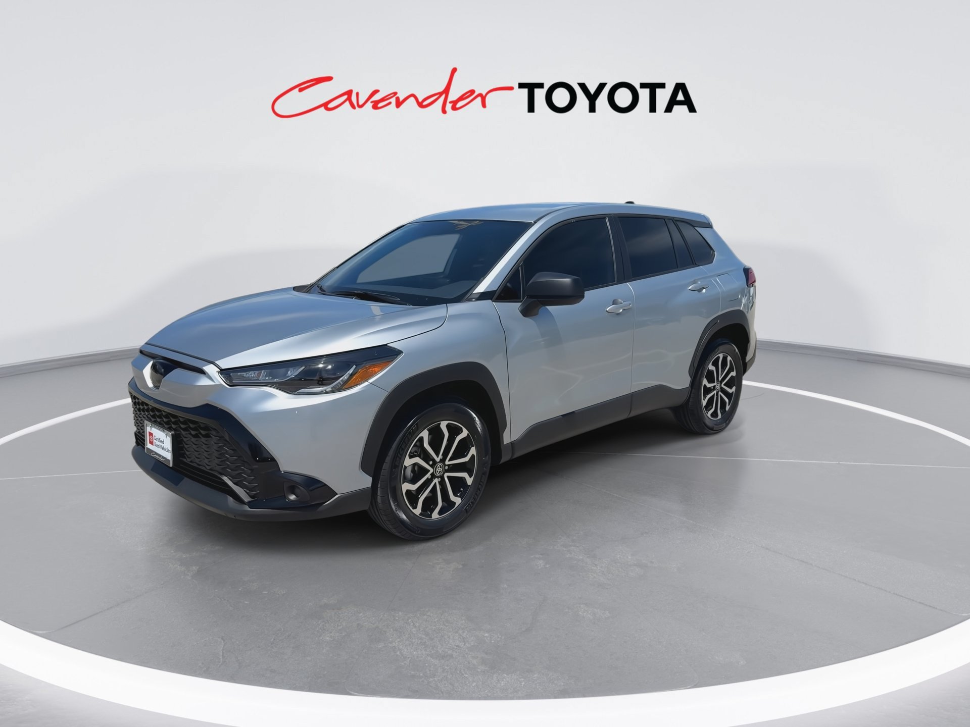 Used 2025 Toyota Corolla Cross AWD Hybrid image 4
