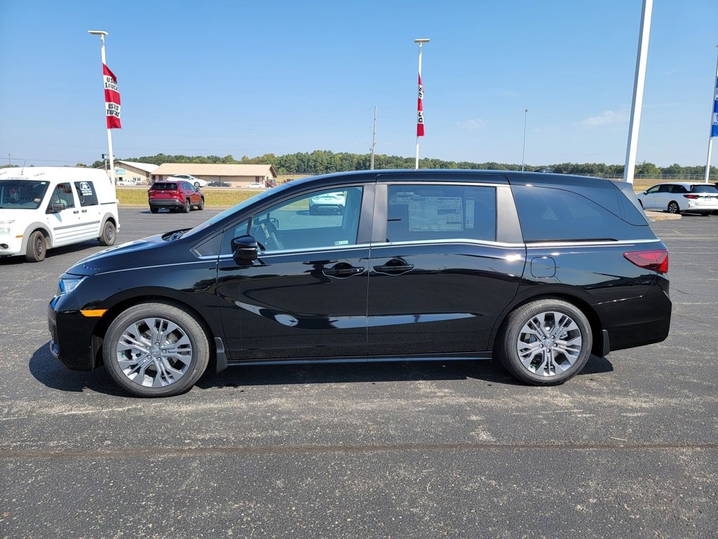 New 2026 Honda Odyssey Touring image 25