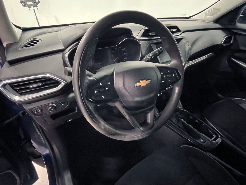 Used 2022 Chevrolet TrailBlazer LT image 21
