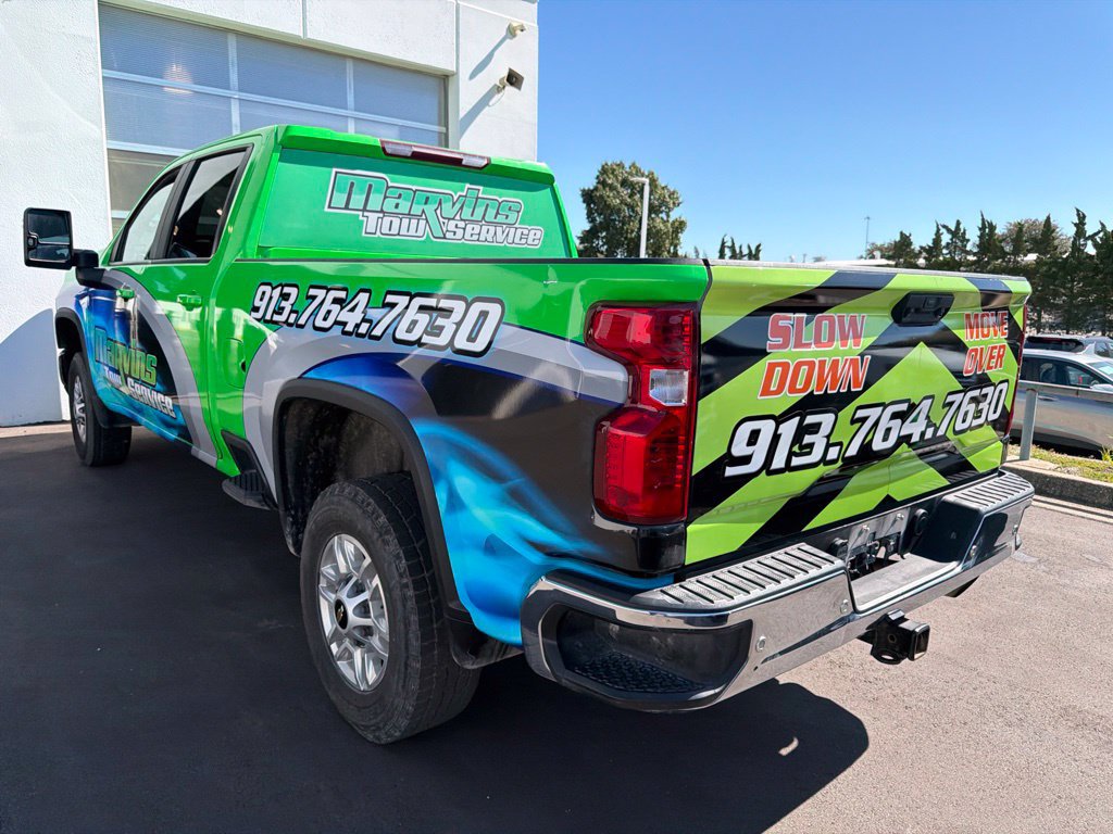 Used 2022 Chevrolet Silverado 2500 LT w/ All Star Edition AWD/4WD image 3