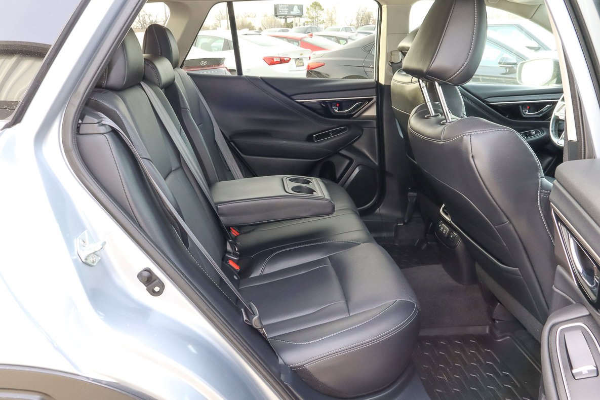 Used 2021 Subaru Outback Limited w/ Popular Package #2 image 25