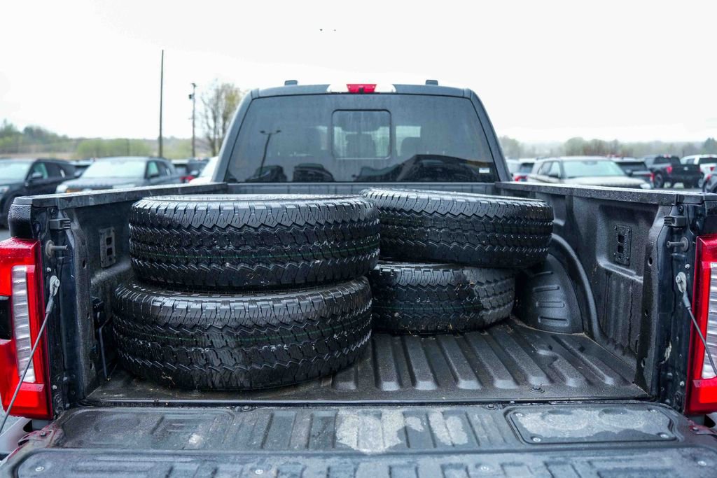 Used 2024 Ford F250 Lariat AWD/4WD image 11
