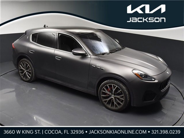 Used 2023 Maserati Grecale GT image 1