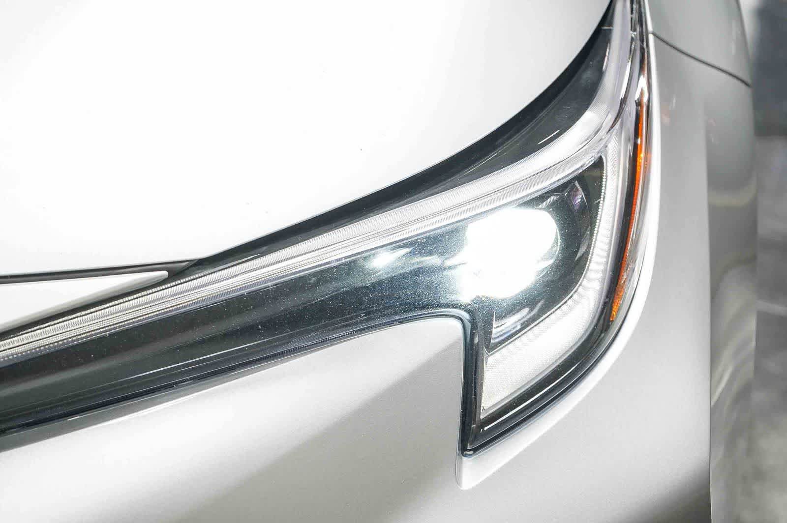 Certified 2024 Toyota Corolla SE w/ SE Premium Package FWD image 7