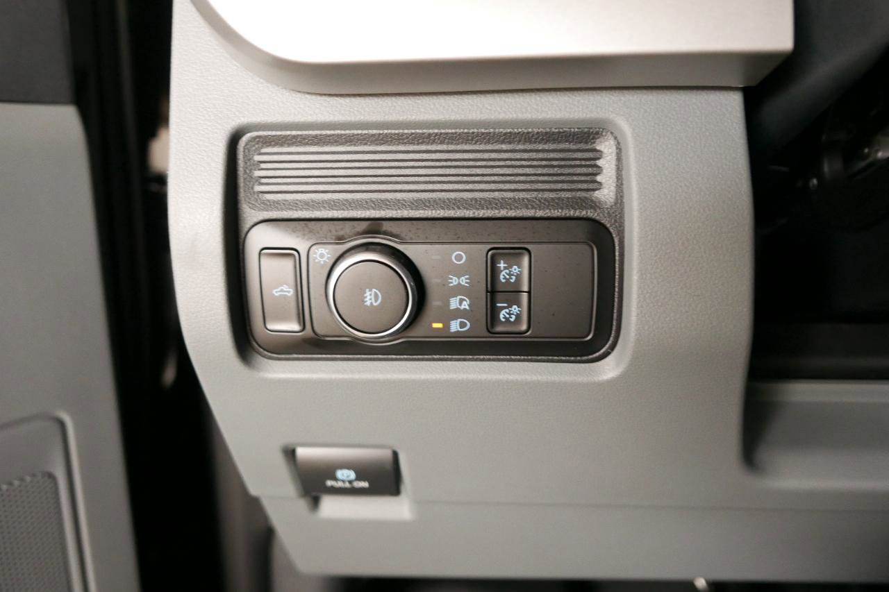 Used 2026 Ford F250 XL w/ STX Appearance Package image 16