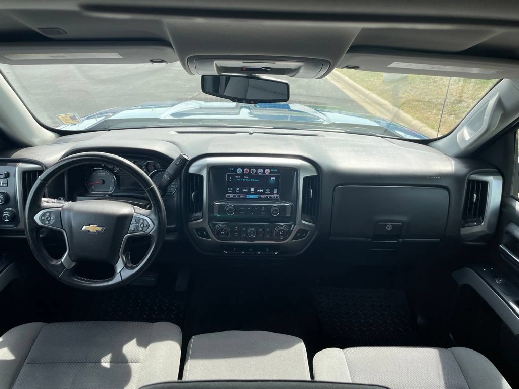 Used 2017 Chevrolet Silverado 1500 LT w/ All Star Edition AWD/4WD image 18