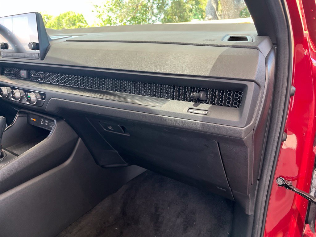 Used 2025 Honda CR-V Sport image 30