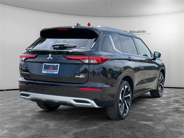 New 2025 Mitsubishi Outlander SEL image 4