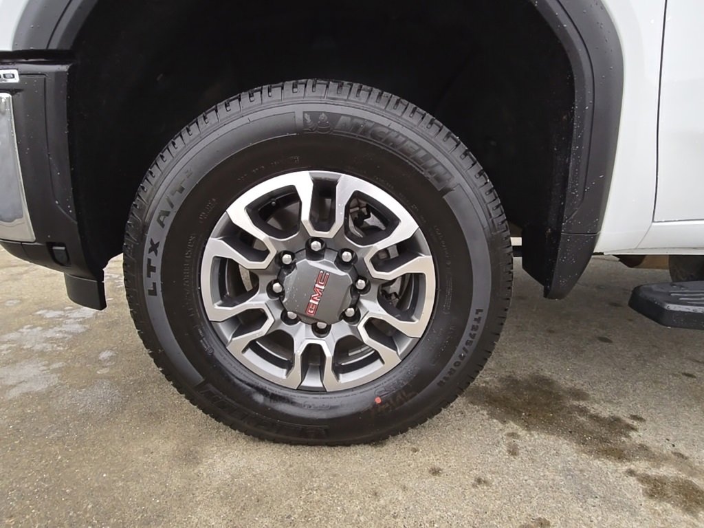 Used 2025 GMC Sierra 3500 SLE w/ SLE Value Package image 36