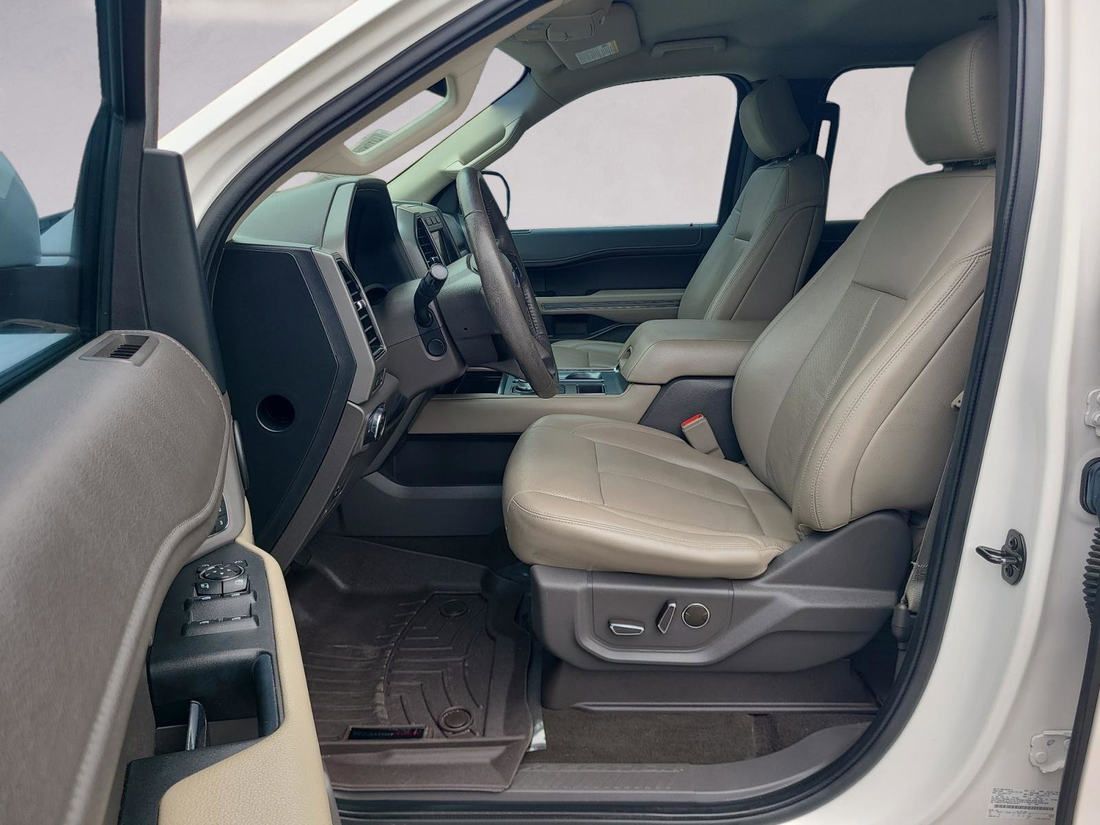Used 2019 Ford Expedition XLT w/ Equipment Group 202A RWD image 11