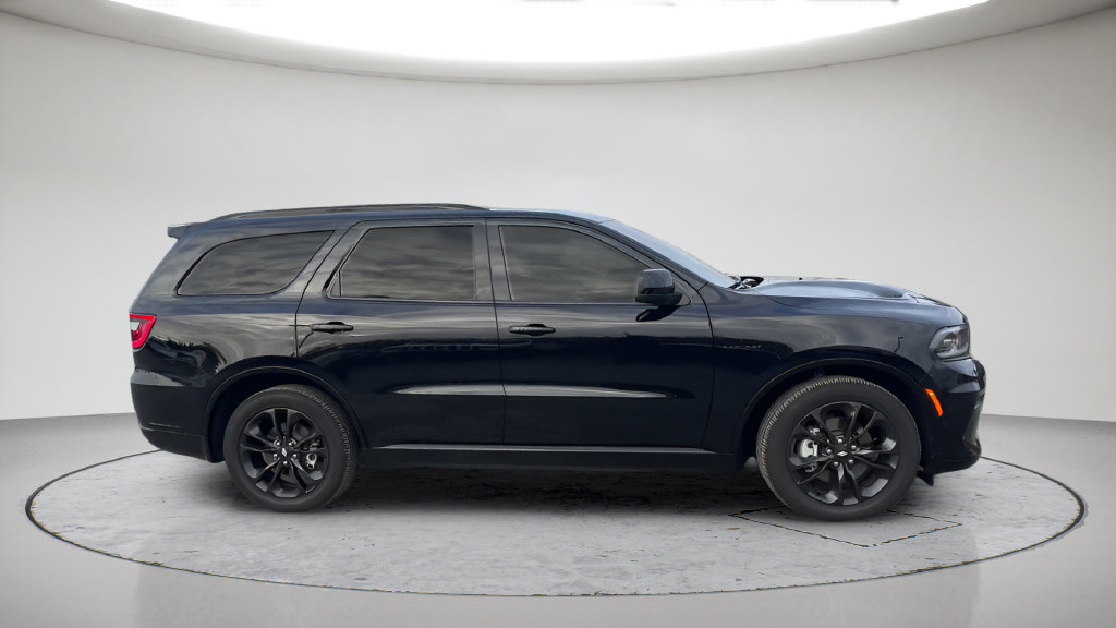 Used 2025 Dodge Durango R/T w/ Blacktop Package AWD/4WD image 5