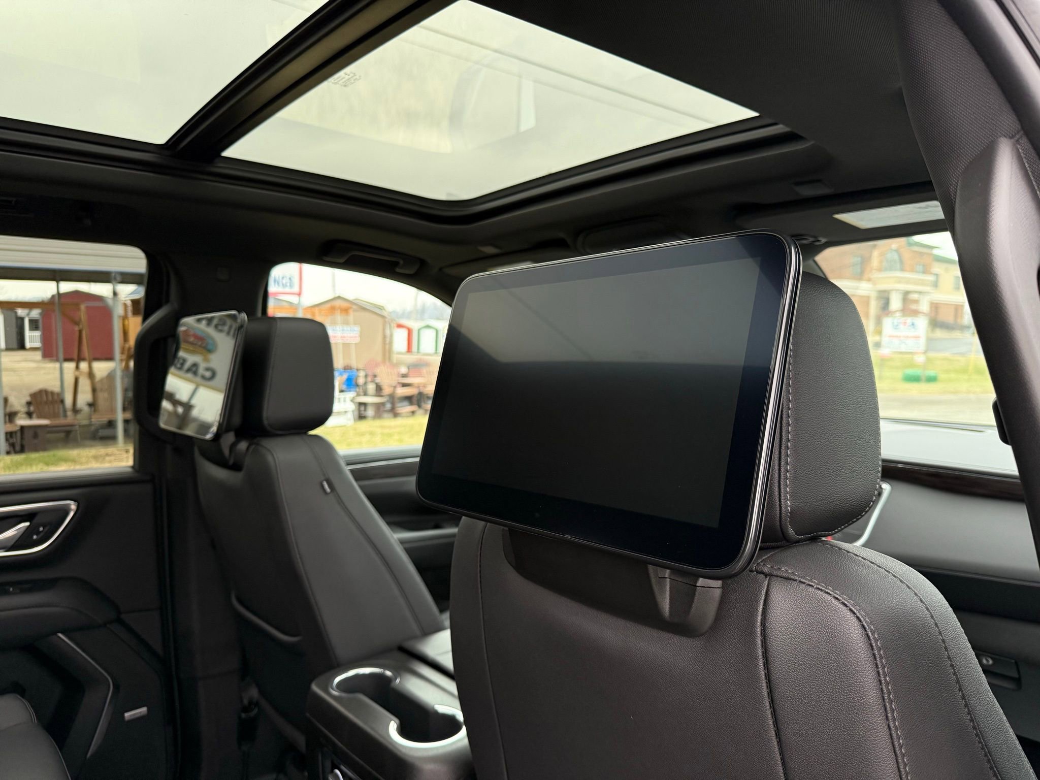 Used 2023 Chevrolet Tahoe Z71 image 36