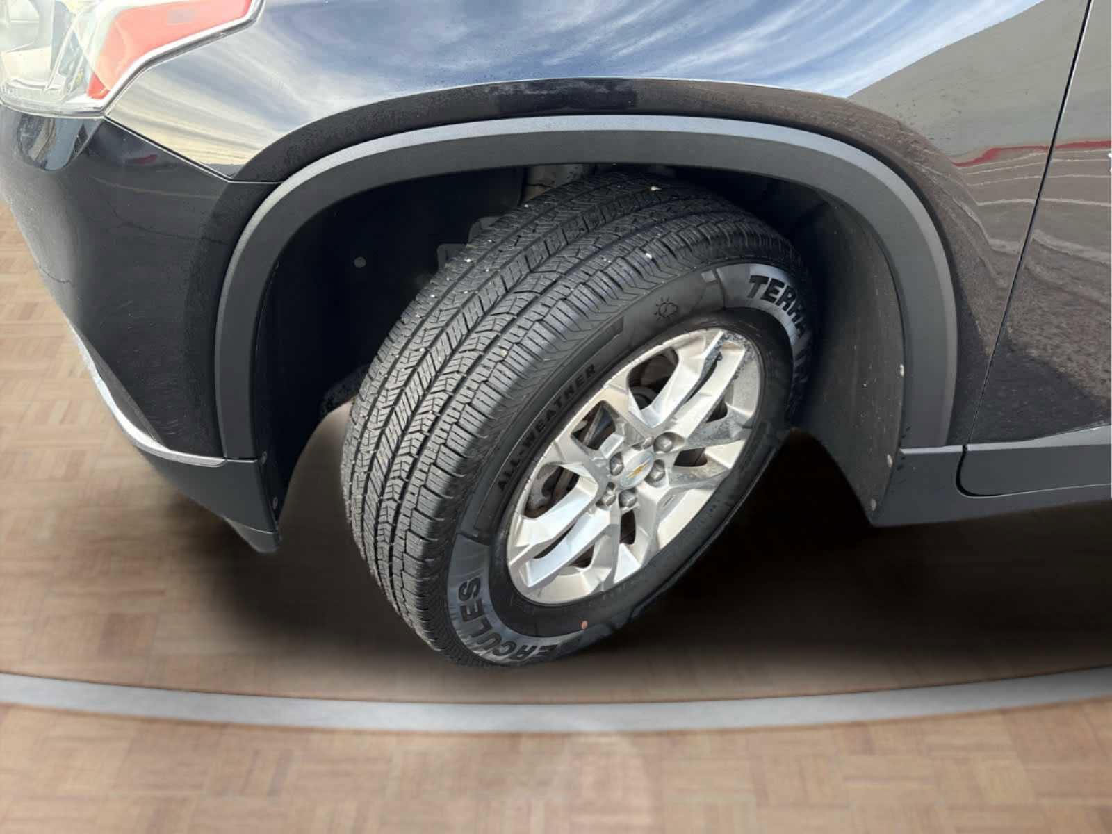 Used 2019 Chevrolet Traverse LT image 33