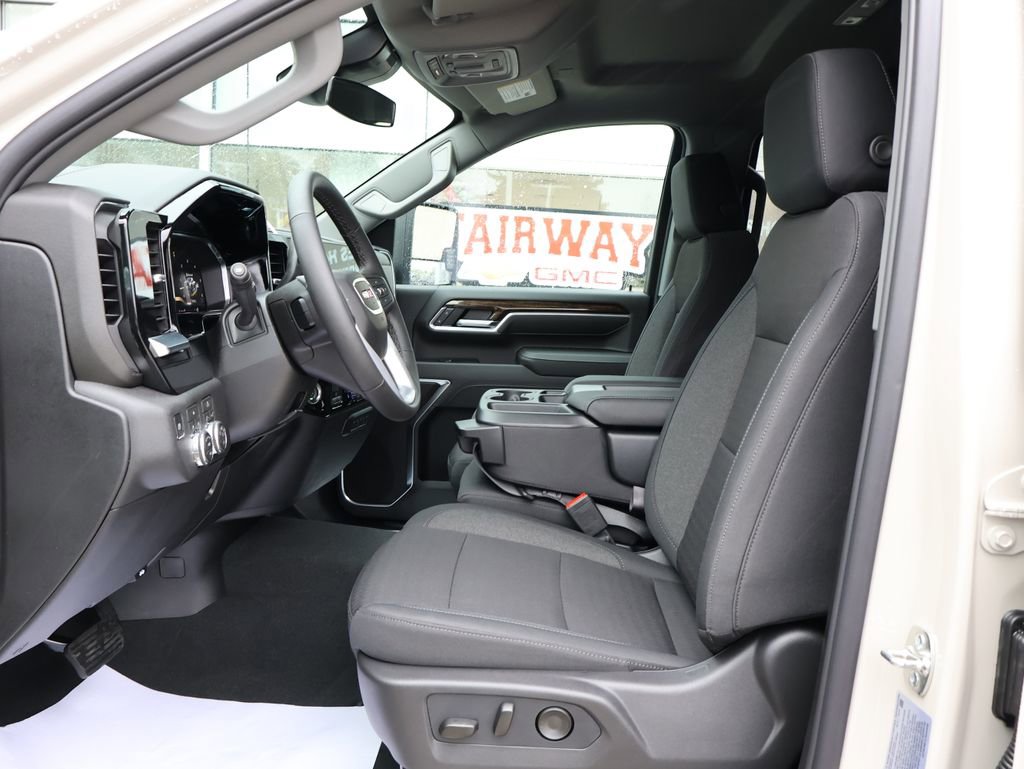 New 2026 GMC Sierra 2500 SLE w/ Preferred Package AWD/4WD image 15