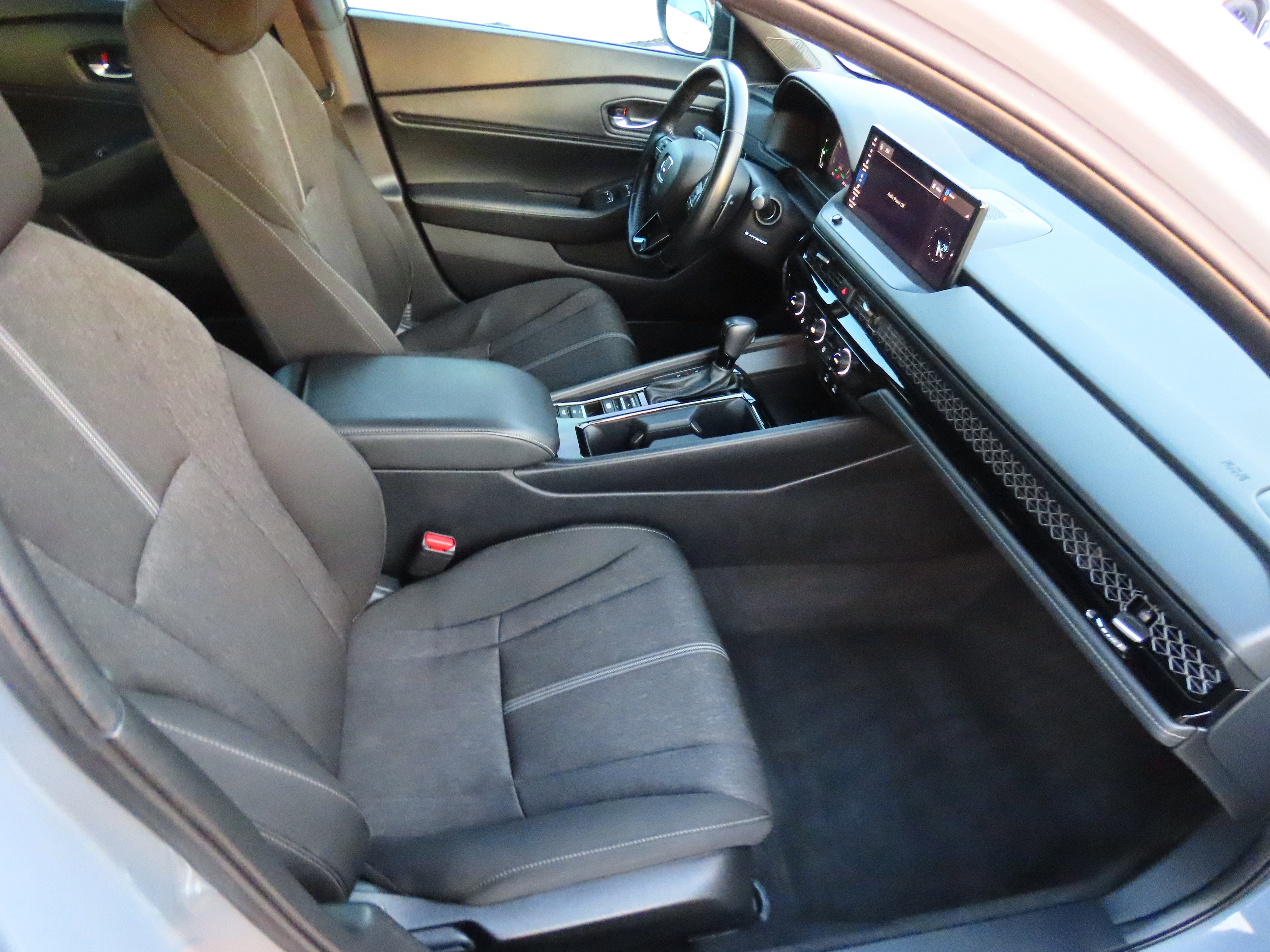 Used 2023 Honda Accord Sport image 11