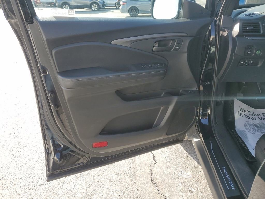 Used 2024 Honda Passport EX-L image 13
