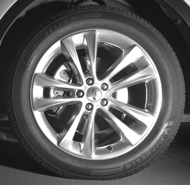 Used 2019 Ford Explorer Limited w/ Ford Safe & Smart Package AWD/4WD image 9