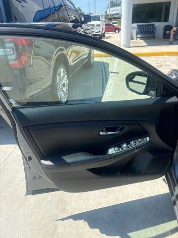 Used 2020 Nissan Sentra SV FWD image 13