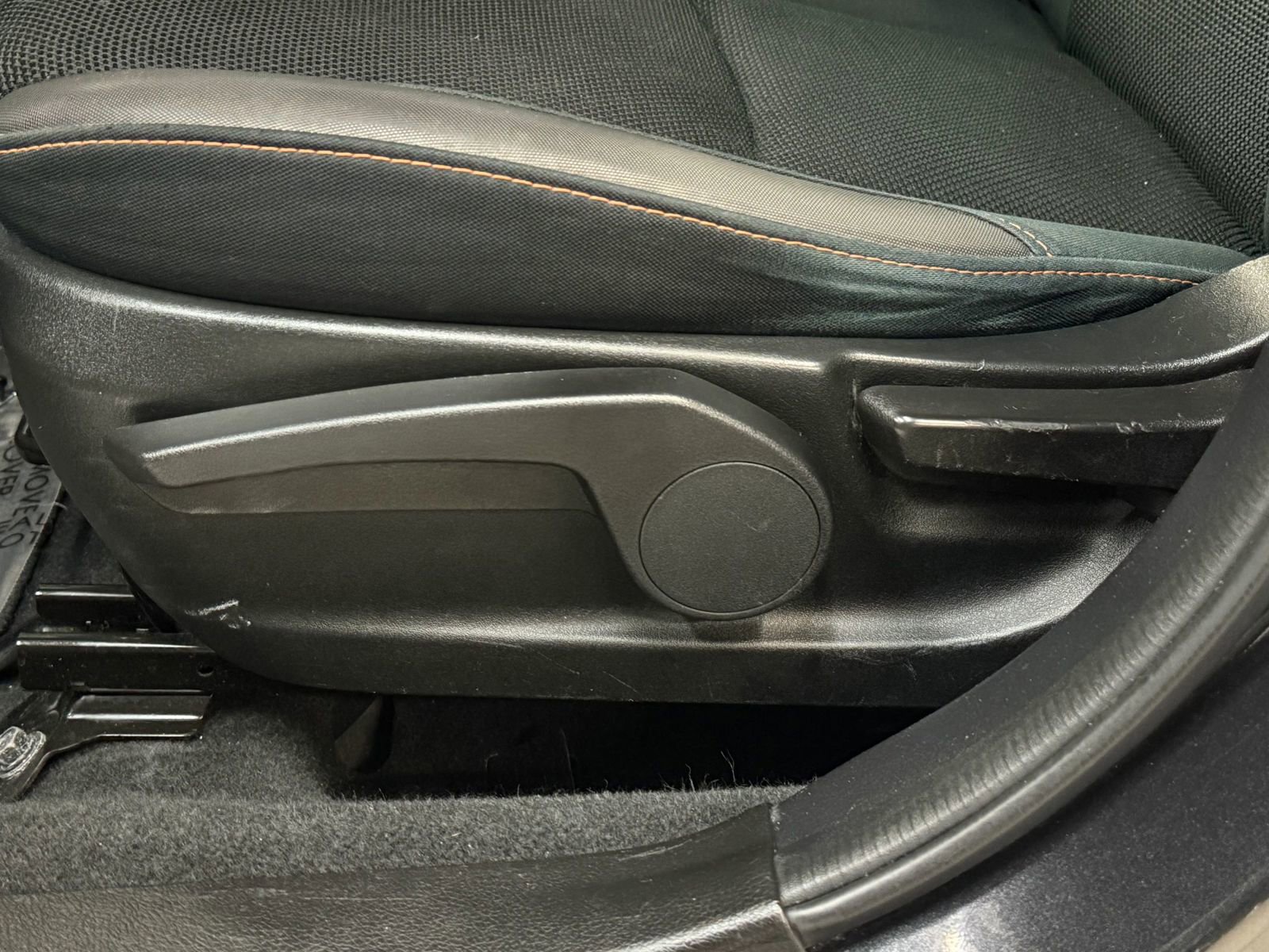 Used 2017 Subaru Crosstrek 2.0i Premium image 25