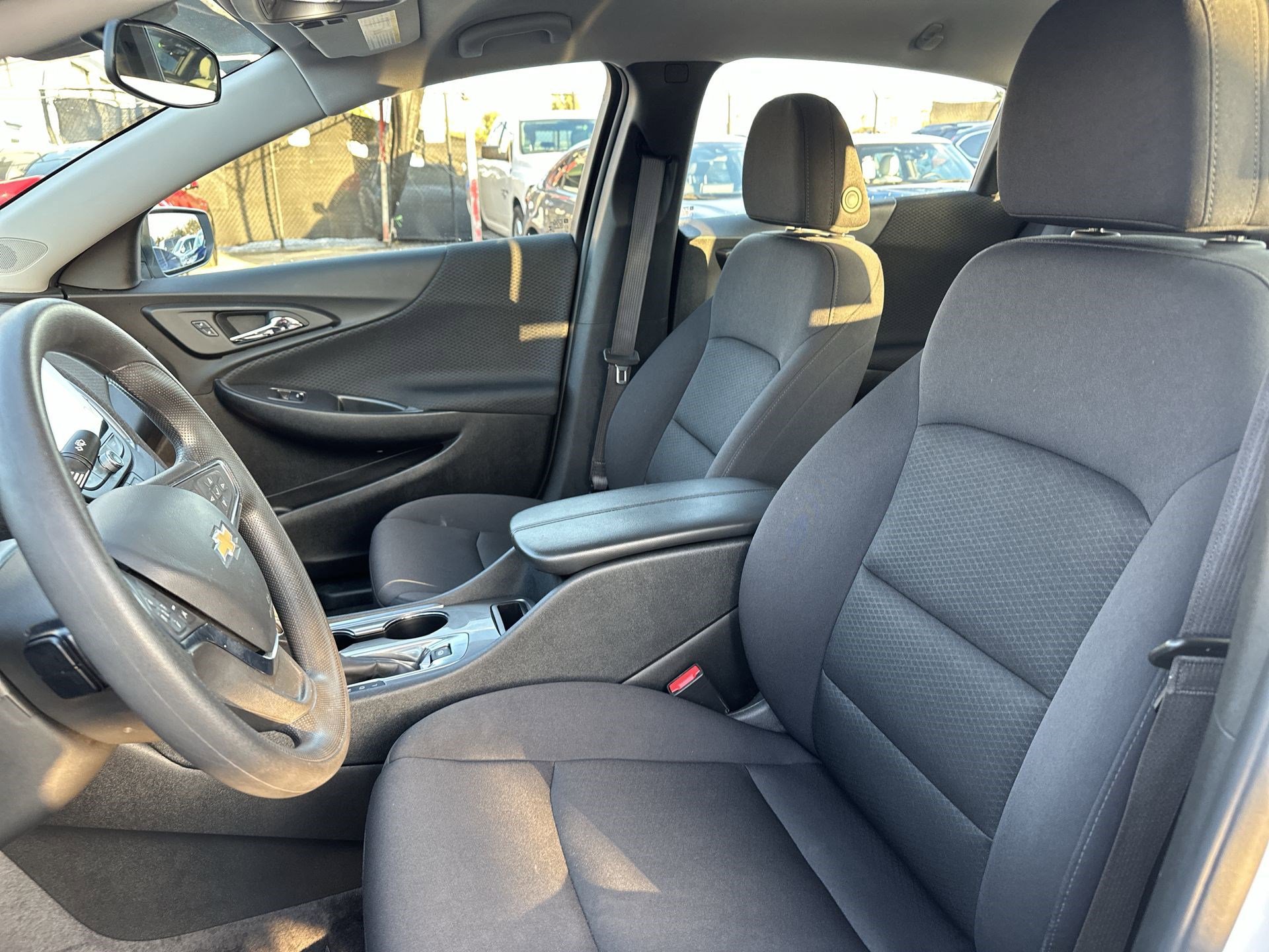 Used 2025 Chevrolet Malibu LT image 13