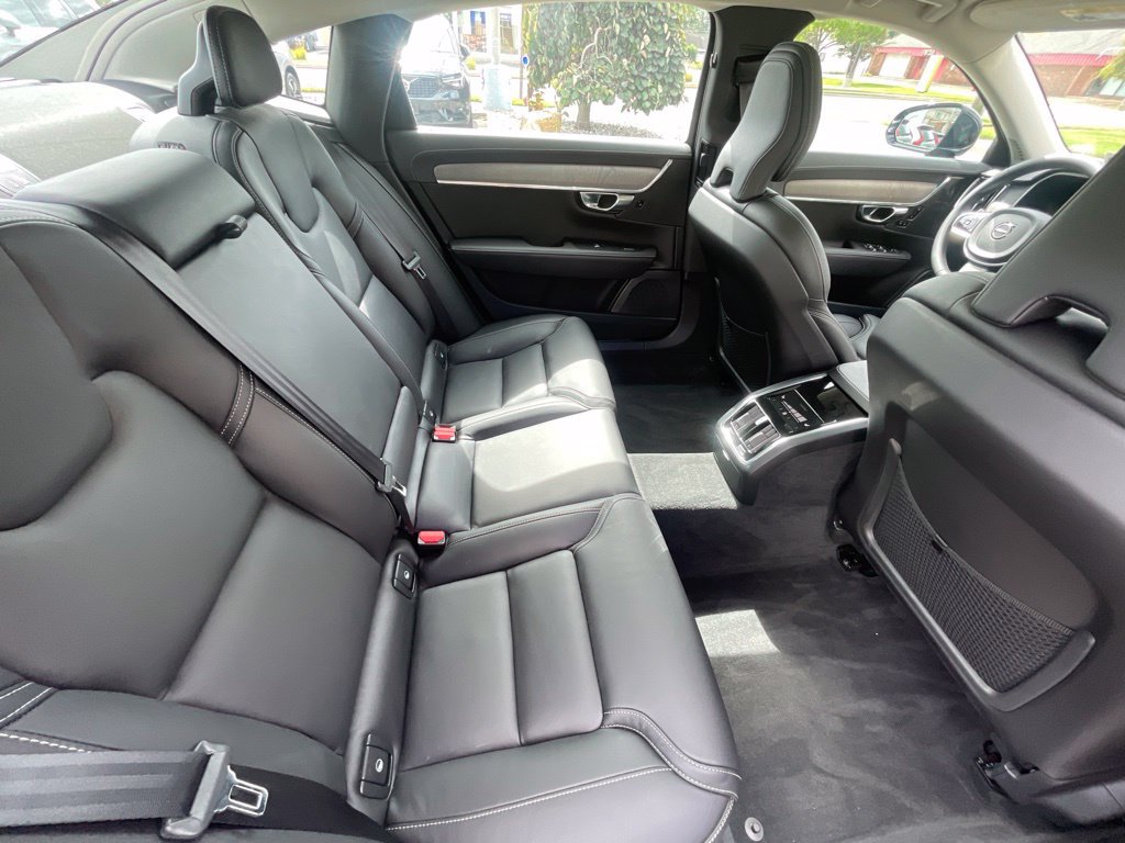 Certified 2025 Volvo S90 B6 Ultra AWD/4WD image 14