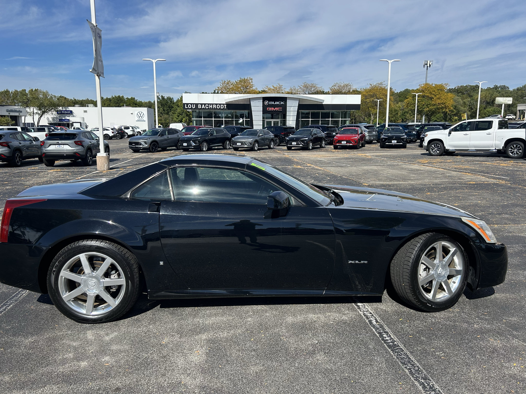 Used 2007 Cadillac XLR RWD image 8