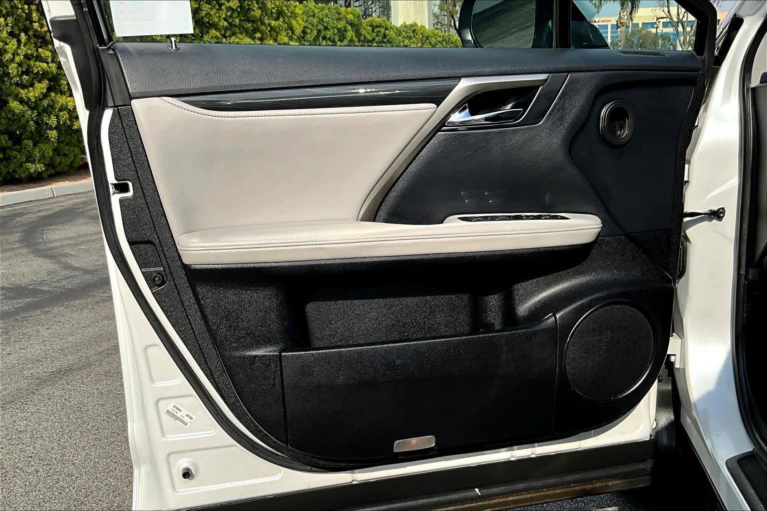 Used 2019 Lexus RX 350 FWD w/ Accessory Package image 20