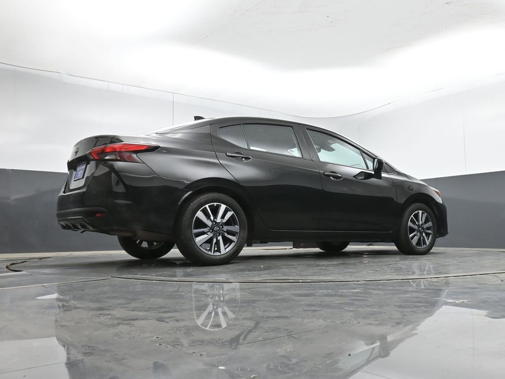 Used 2025 Nissan Versa SV image 36