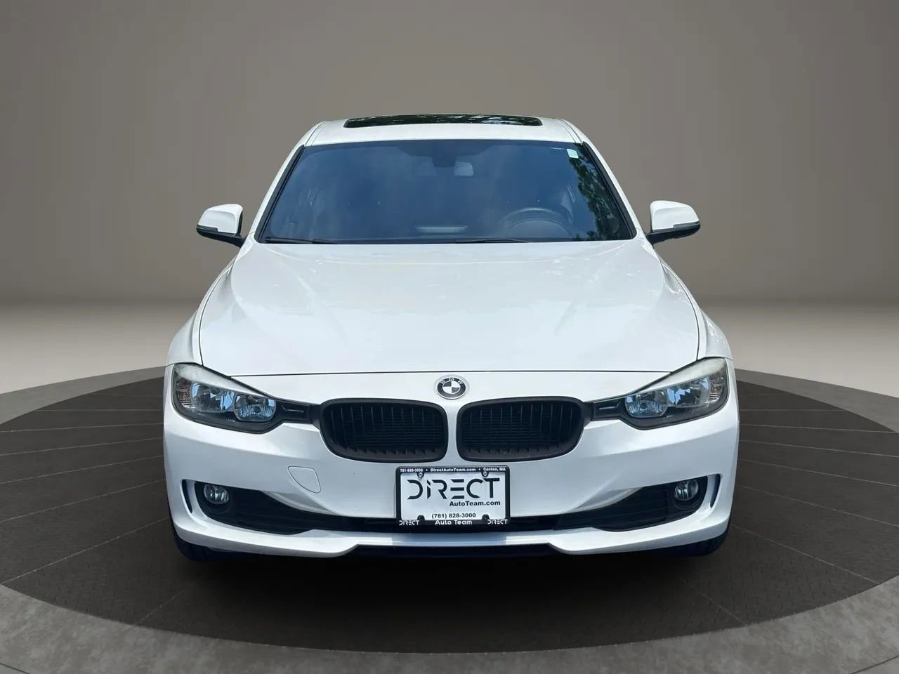 Used 2015 BMW 320i xDrive Sedan AWD/4WD image 2