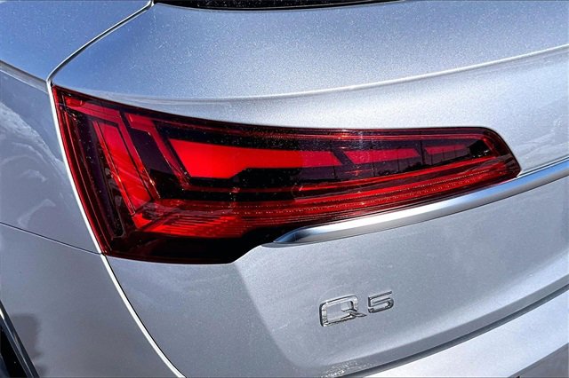 Used 2023 Audi Q5 2.0T Premium Plus w/ Premium Plus Package image 32