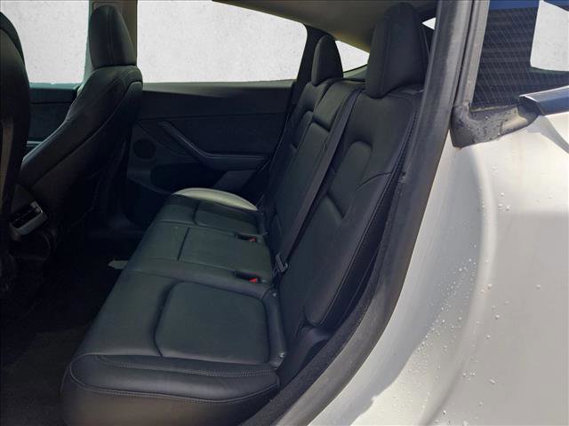 Used 2024 Tesla Model Y 2WD image 18