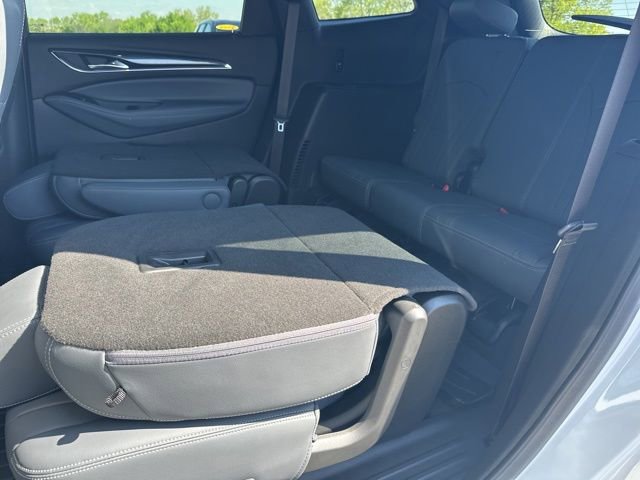 Used 2024 Buick Enclave Essence FWD image 53