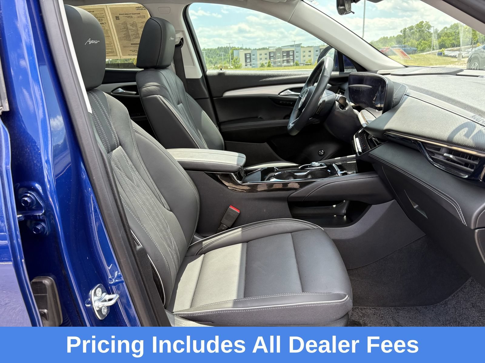 Used 2025 Buick Envision Avenir AWD/4WD image 30