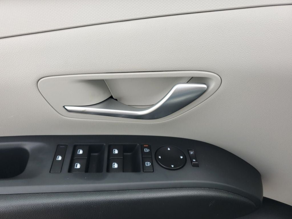 Used 2025 Hyundai Tucson SEL AWD/4WD image 16
