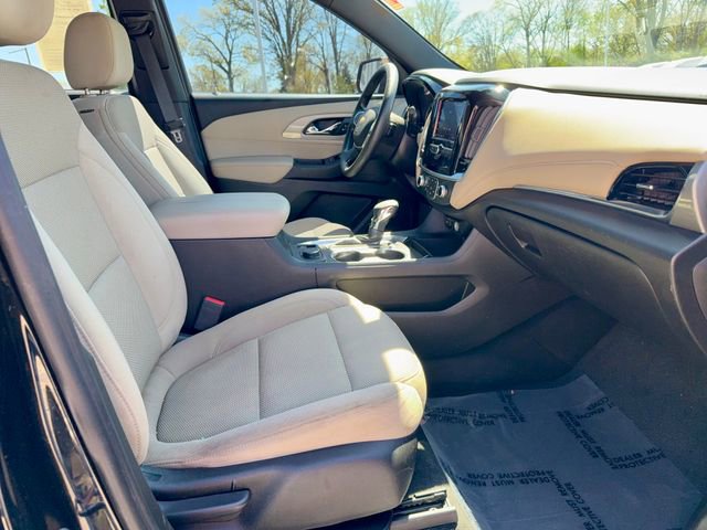Used 2023 Chevrolet Traverse LS w/ LPO, Cargo Package AWD/4WD image 8