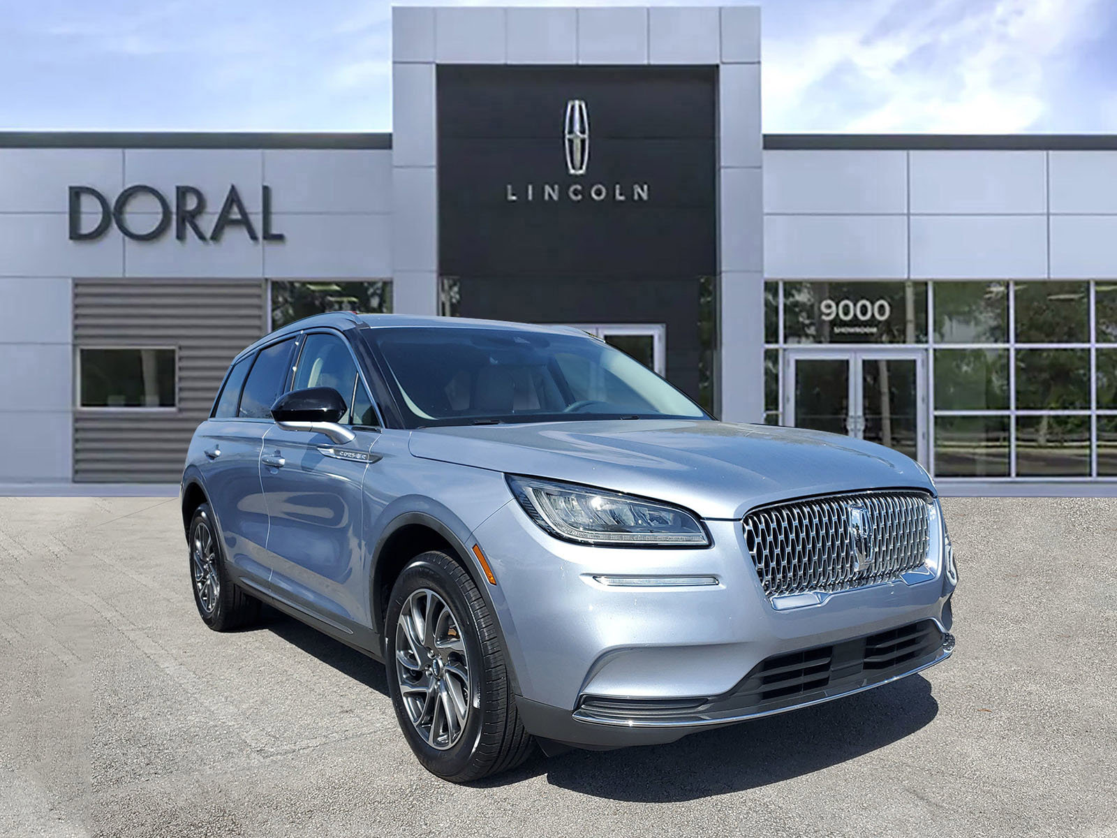 Used 2022 Lincoln Corsair FWD image 1