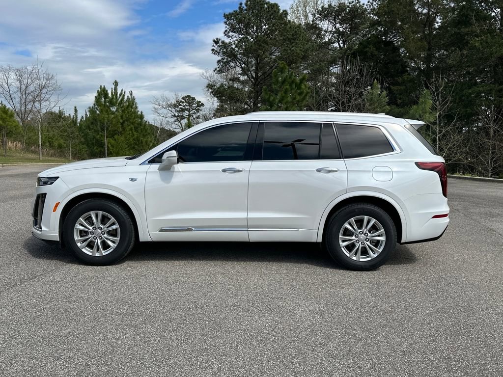 Used 2024 Cadillac XT6 Luxury image 7