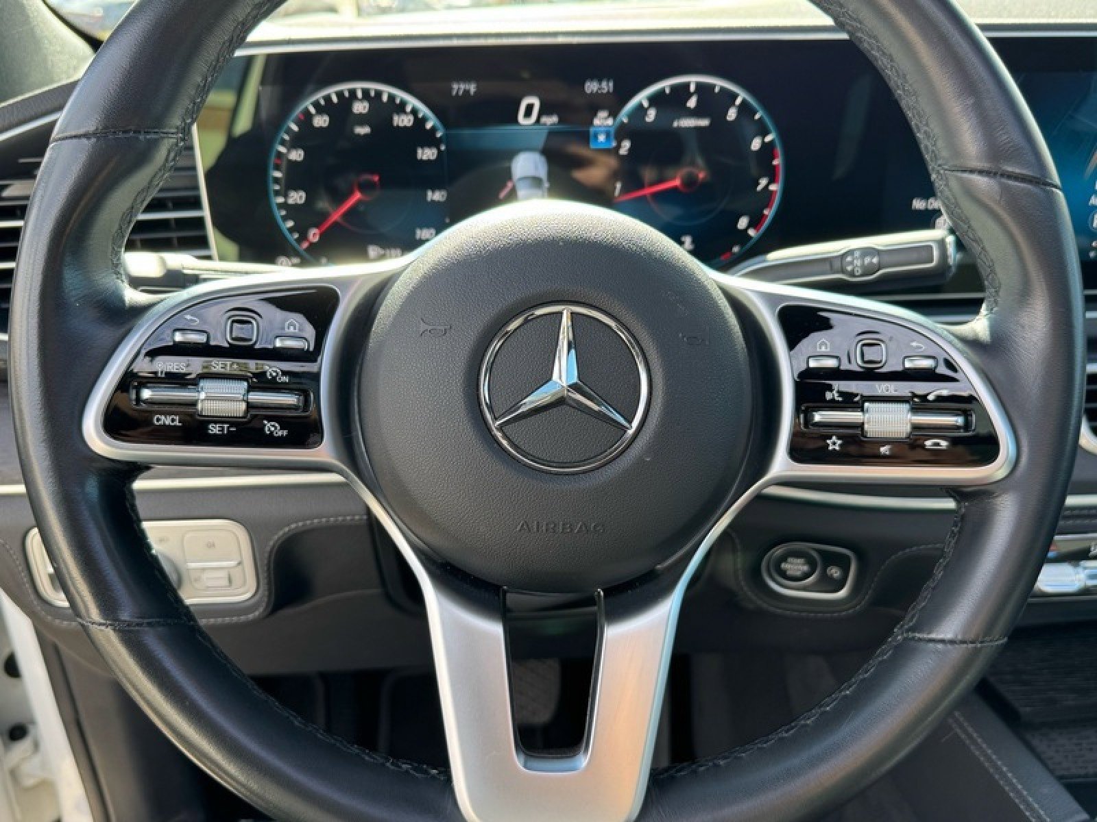 Certified 2023 Mercedes-Benz GLE 350 4MATIC w/ Premium Package image 26