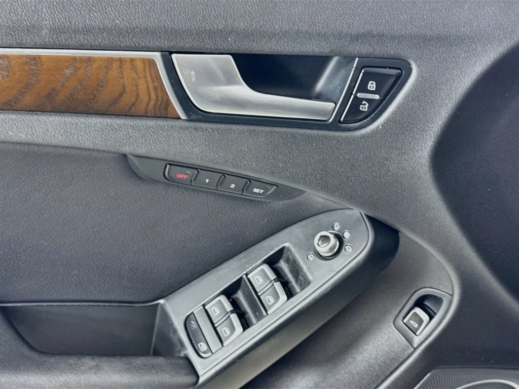 Used 2013 Audi A4 Prestige AWD/4WD image 19